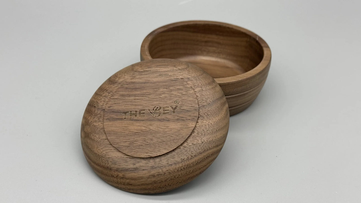 The Bey Bol y Brocha de Afeitado de Madera de Nogal